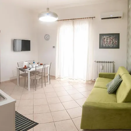 Intero Centro, 2 Vicino Stazione E Porto Νάπολη